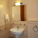 Renesance Krasna Kralovna Κάρλοβι Βάρι