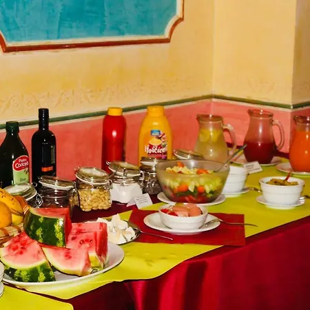 Renesance Krasna Kralovna 4* KLV