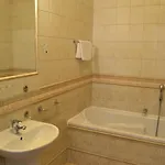 Renesance Krasna Kralovna Hotel