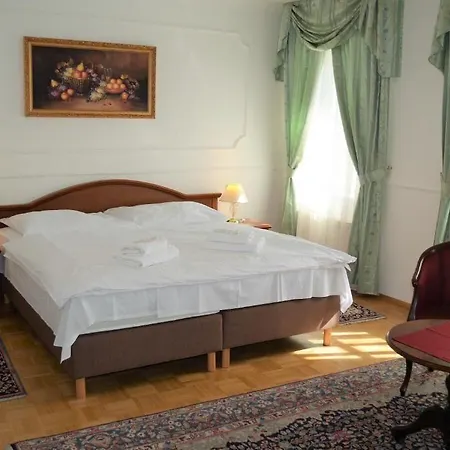 Hotel Renesance Krasna Kralovna Karlovy Vary