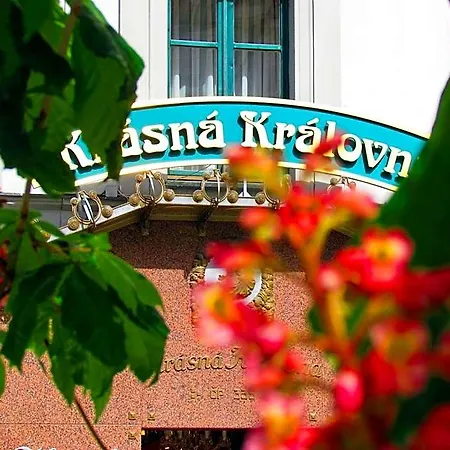 Renesance Krasna Kralovna Hotel