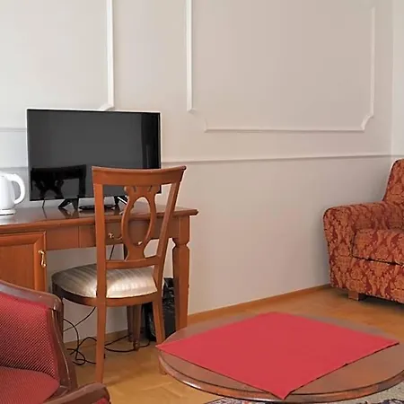 Renesance Krasna Kralovna 4*