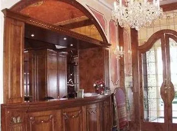Renesance Krasna Kralovna 4* Κάρλοβι Βάρι
