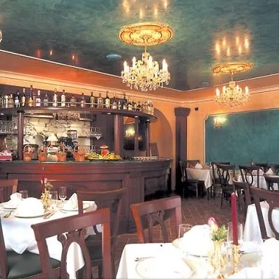 Hotel Renesance Krasna Kralovna 4*