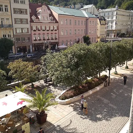 Renesance Krasna Kralovna Hotel Karlovy Vary