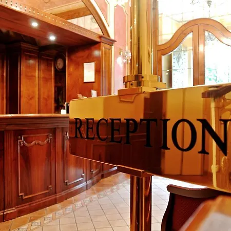 Renesance Krasna Kralovna Hotel Karlovy Vary